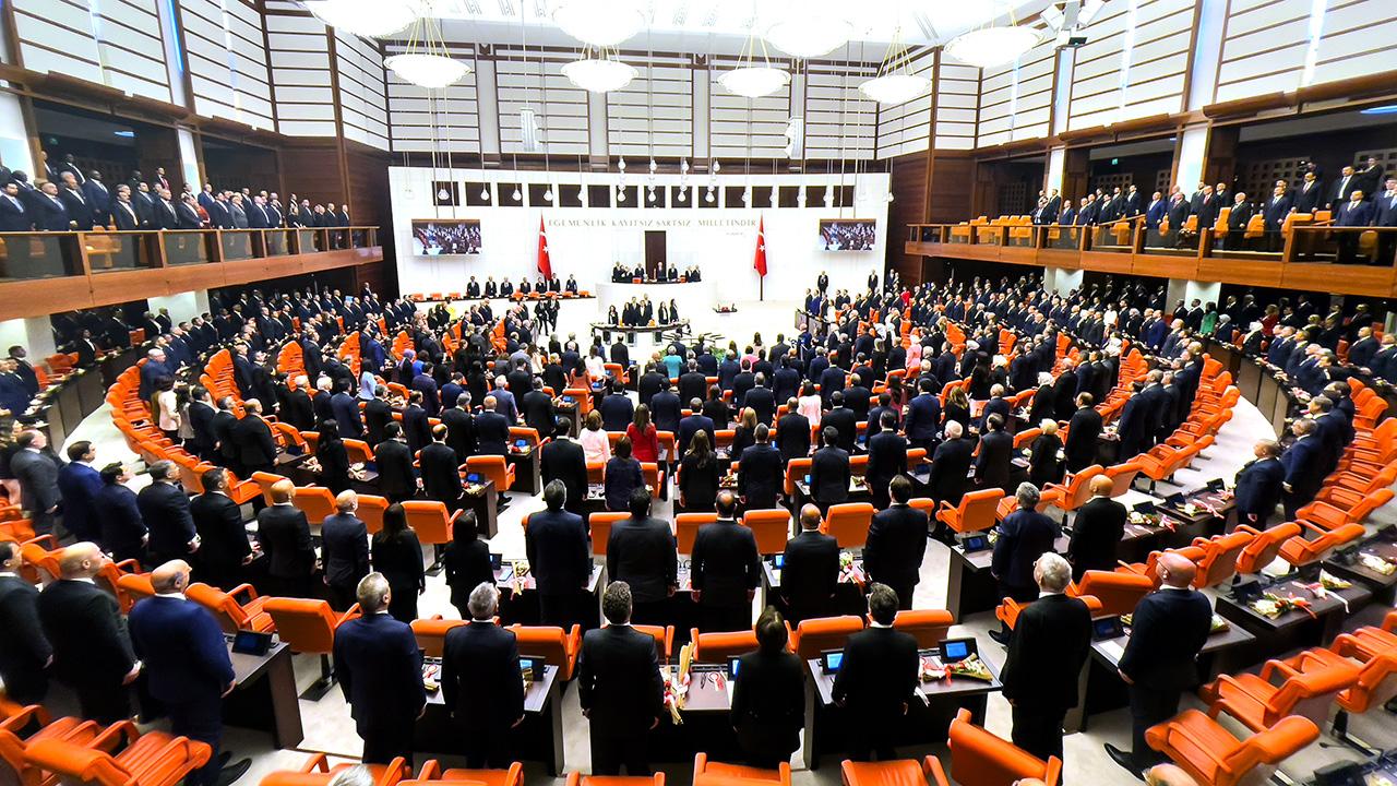 EYT ile Emeklilik Müjdesi Geldi! 3600-4500 ve 7200 prim günü olanlar bu haberi bekliyordu! EYT 2.kez onaylandı!